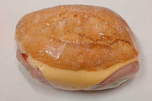 bocadillo-jamon-queso